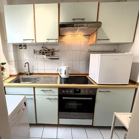 Apartamento Helle Und Ruhige 2-zimmer-wohnung Im Zentrum *
